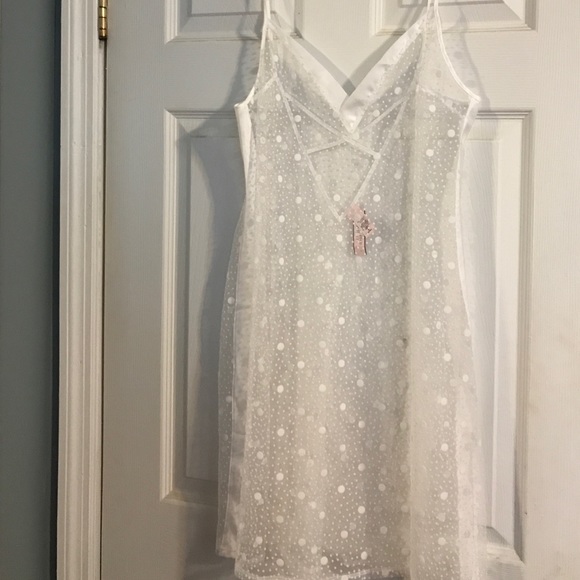 Victoria Secret Sheer Nightie - Picture 1 of 4